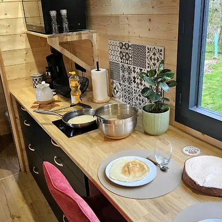 Tiny House Kota Grill & Sauna Casa de Férias Yebleron