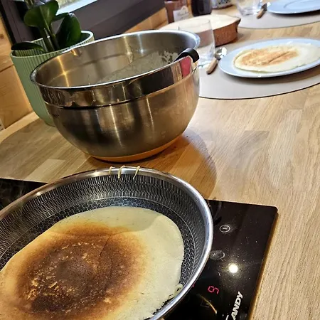 Tiny House Kota Grill & Sauna *