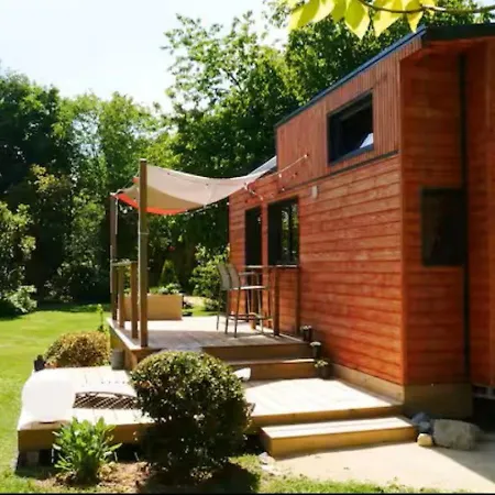 Tiny House Kota Grill & Sauna Casa de Férias