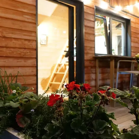 Tiny House Kota Grill & Sauna *