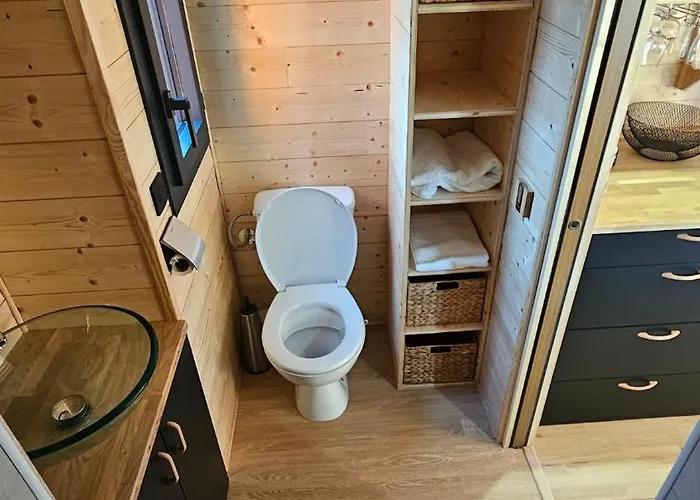 Tiny House Kota Grill & Sauna *